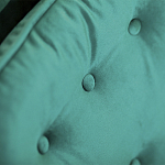 Кресло с мягкой обивкой из велюра на 4-х ножках из массива березы Scarlett Armchair green варинант исполнения - 4 | Loft Concept в Твери