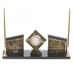 Настольный канцелярский набор из змеевика и офиокальцита с визитницами и часами Successful Leader варинант исполнения - 1 | Loft Concept в Твери