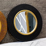 Зеркало в черной фактурной раме с золотым кантом Summon the Light варинант исполнения - 7 | Loft Concept в Твери