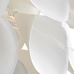 Люстра белая каплевидной формы из цветков лилии White Natural Lines варинант исполнения - 3 | Loft Concept в Твери