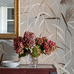 Обои ручная роспись Wild Grasses Special Colourway on Pale Grey dyed silk варинант исполнения - 2 | Loft Concept в Твери