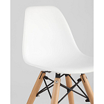 Пластиковый стул на ножках из массива бука Eames Small White варинант исполнения - 2 | Loft Concept в Твери