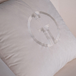 Кресло велюровое оттенка слоновой кости с простроченной спинкой Perfect Comfort варинант исполнения - 2 | Loft Concept в Твери