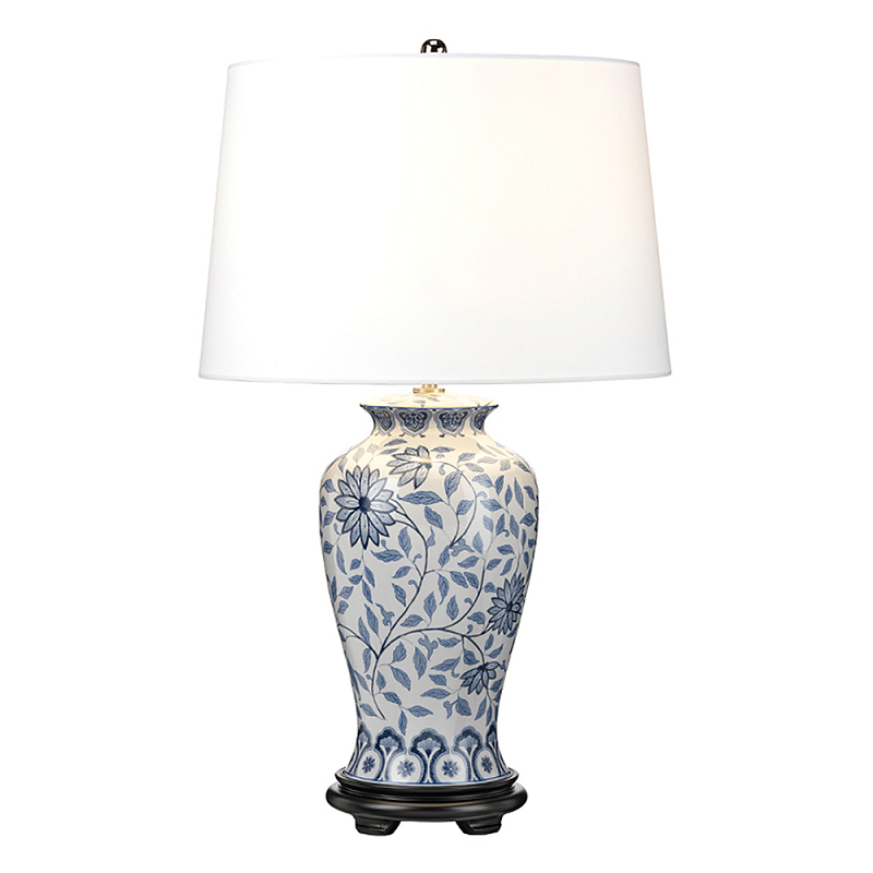 Настольная лампа с керамическим основанием в белом цвете с синим цветочным орнаментом на темной деревянной подставке и тканевым абажуром Elstead Lighting Белый Синий Черный в Твери | Loft Concept 