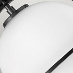 Потолочный светильник с плафоном в форме белого матового шара Hinkley варинант исполнения - 6 | Loft Concept в Твери