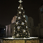 Уличная Новогодняя Ель с золотыми шарами и звездой на вершине в комплекте варинант исполнения - 2 | Loft Concept в Твери