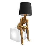 Лампа MANNEQUIN LAMP с абажуром девушка на кресле варинант исполнения - 3 | Loft Concept в Твери