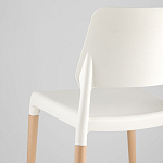 Пластиковый стул на ножках из массива бука Ferret White варинант исполнения - 7 | Loft Concept в Твери