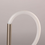 Настольная лампа белым изогнутым плафоном на круглой подставке Luke Lampco Tracer Lamp варинант исполнения - 9 | Loft Concept в Твери