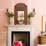 Обои ручная роспись Jharokha Arches Original colourway on pink painted Xuan paper варинант исполнения - 4 | Loft Concept в Твери