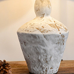 Настольная лампа с керамическим фактурным основанием и тканевым абажуром Eastern Tale варинант исполнения - 4 | Loft Concept в Твери