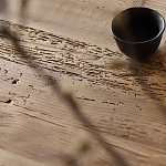 Дизайнерский журнальный стол квадратный с черным трапециевидным основанием Wokab варинант исполнения - 4 | Loft Concept в Твери