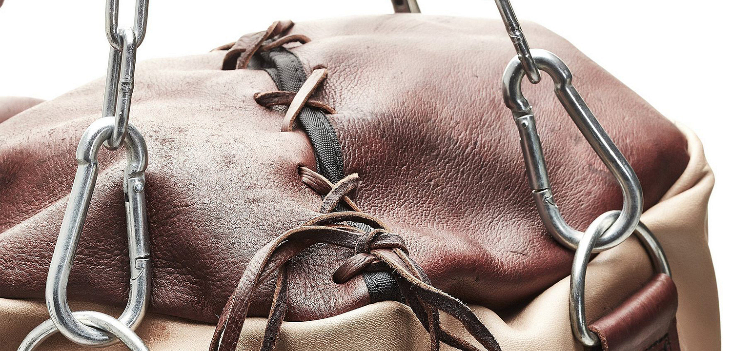 Боксерская груша BROWN LEATHER HEAVY PUNCHING BAG Боксерская груша BROWN LEATHER HEAVY PUNCHING BAG - Loft-Concept в Твери