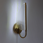 Бра с изогнутым рельефным плафоном Textured Glass варинант исполнения - 2 | Loft Concept в Твери