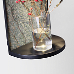 Настенный светильник зеленого цвета с черной рамкой овальной формы с полкой Herbarium  варинант исполнения - 3 | Loft Concept в Твери