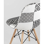 Пластиковый стул на ножках из массива бука Eames Черно-Белый Пэчворк варинант исполнения - 3 | Loft Concept в Твери